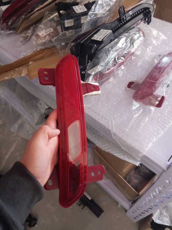Orqa chap otrajatel Leapmator C10/C16 Orqa chap otrajatel Leapmator C10/C16