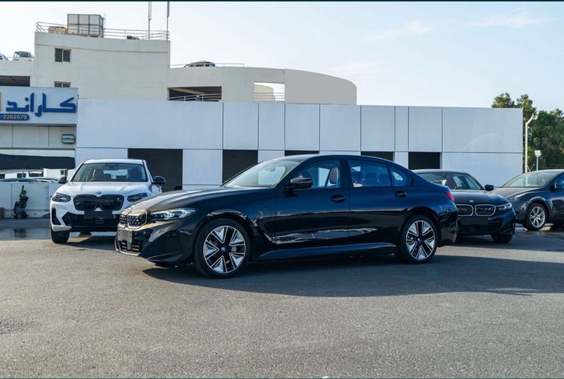 Продаётся СВОЯ BMW i3 40L night sport - 30.000 у.е.