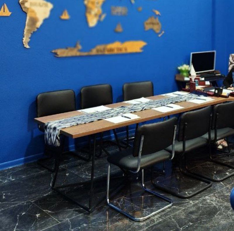 OFIS Mebeli Aiko