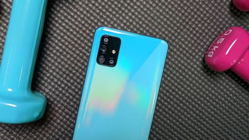 Samsung Galaxy A51 128GB голубой