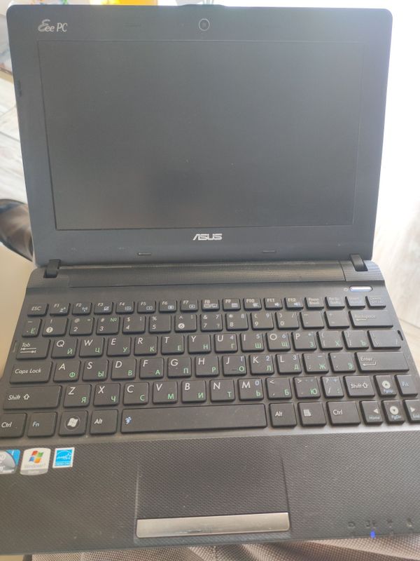 Asus Eee PC netbook noutbook