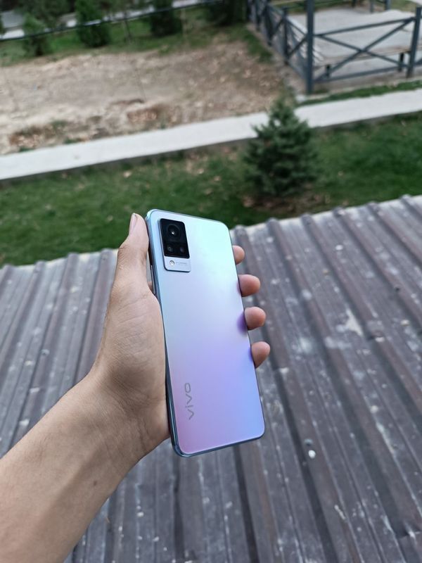 Vivo V21 Flagmen telefon 128/8+4 Vivo V21 Flagmen telefon 128/8+4