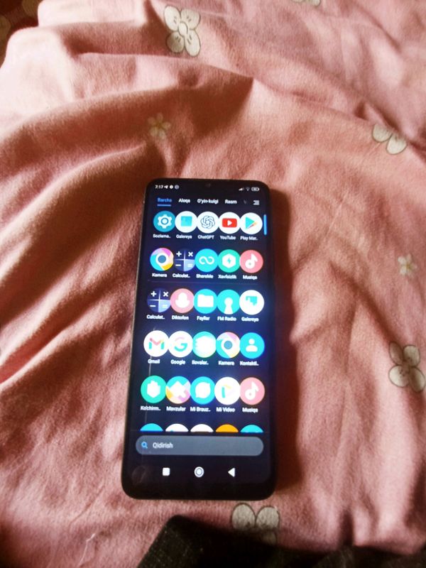 telefon sotiladi POCO ES 40 HOLATI IDEAL telefon sotiladi POCO ES 40 HOLATI IDEAL