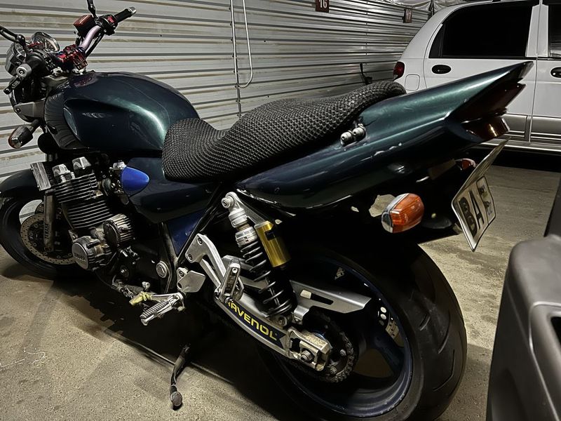 Yamaha XJR 1300 Yamaha XJR 1300