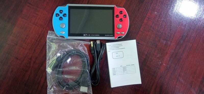 Продается игровая приставка X7 Продается игровая приставка X7