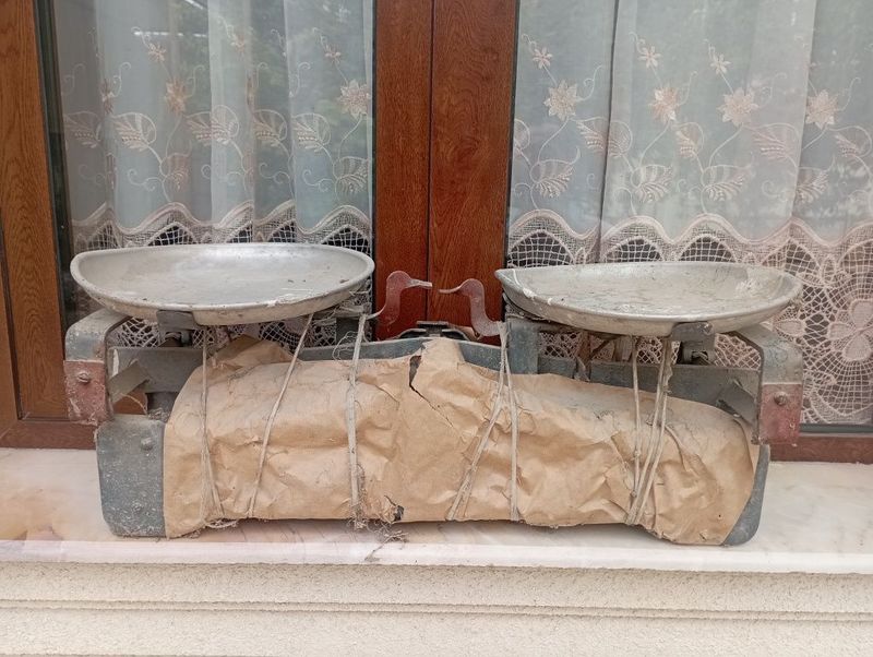 Yangi rosiski pallali tarozi Yangi rosiski pallali tarozi