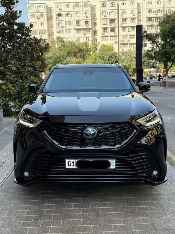 Продаю Toyota Highlander Hybrid 2021 / Full Black Piano / Максималка