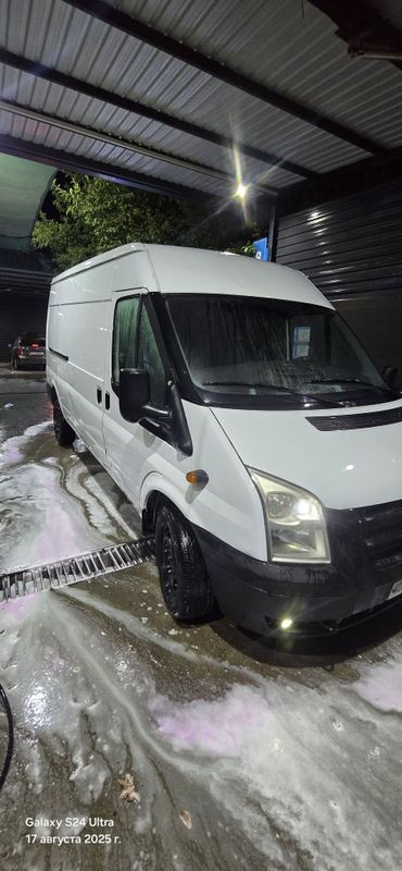 Ford transit 2012 idyal xolatda xech qanqa ishi yuq metan gaz 250LT Ford transit 2012 idyal xolatda xech qanqa ishi yuq metan gaz 250LT