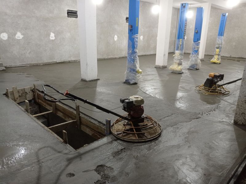 Услуги стяжки и шлифовки Услуги стяжки и шлифовки
