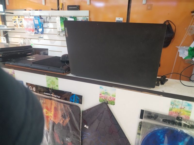 Noutbuk sotiladi Lenovo Noutbuk sotiladi Lenovo