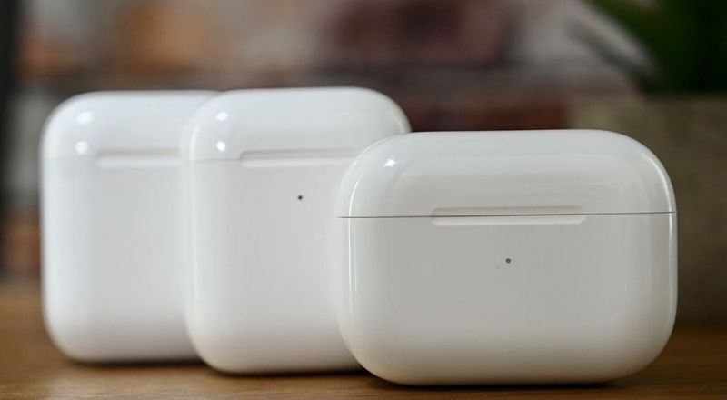 airpods pro1/Pro 2/2.1./2.2/3 кейс оригинал(по цене уточните)