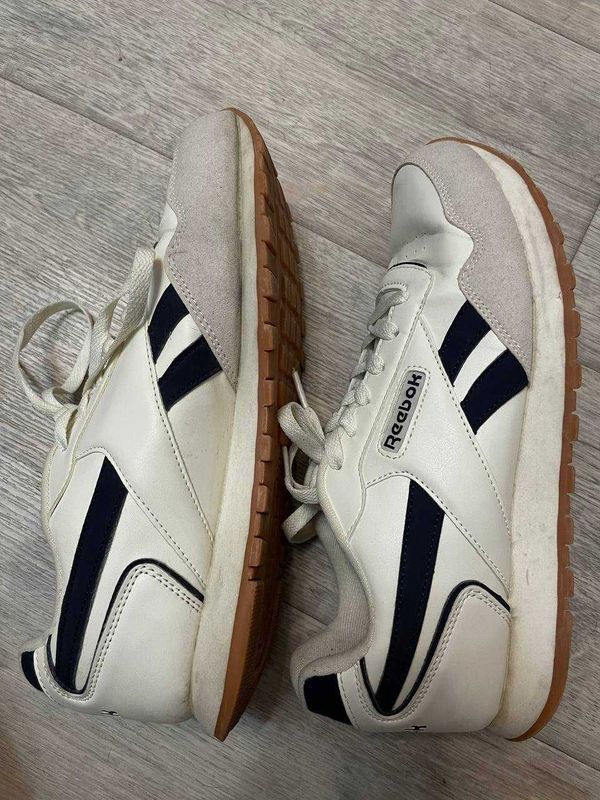 Reebok белые, классика — мужские/унисекс, размер EU 42.5