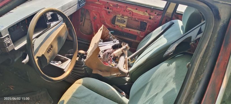 Ауди 80 б2. На запчасти Ауди 80 б2. На запчасти