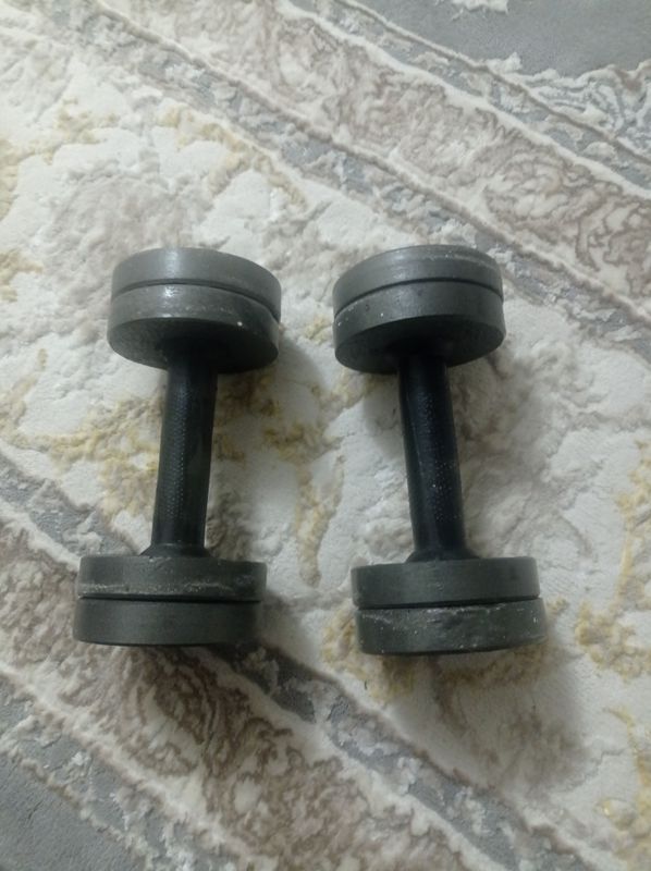 gantel 4 + 4 kg jami 8 kg