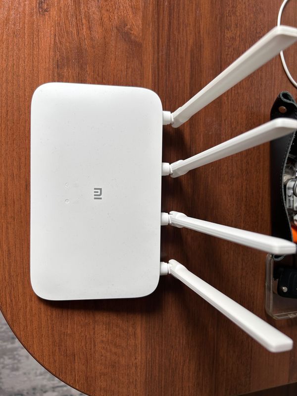 роутер Mi Router 4A роутер Mi Router 4A