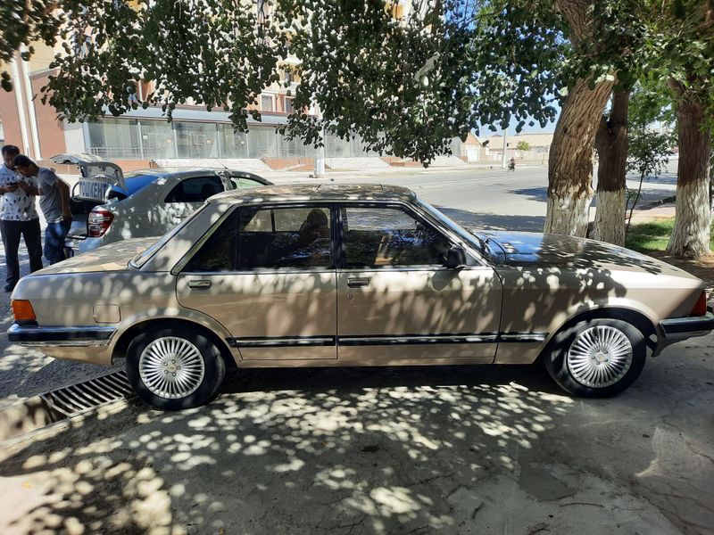 Ford granada 2.8 v6