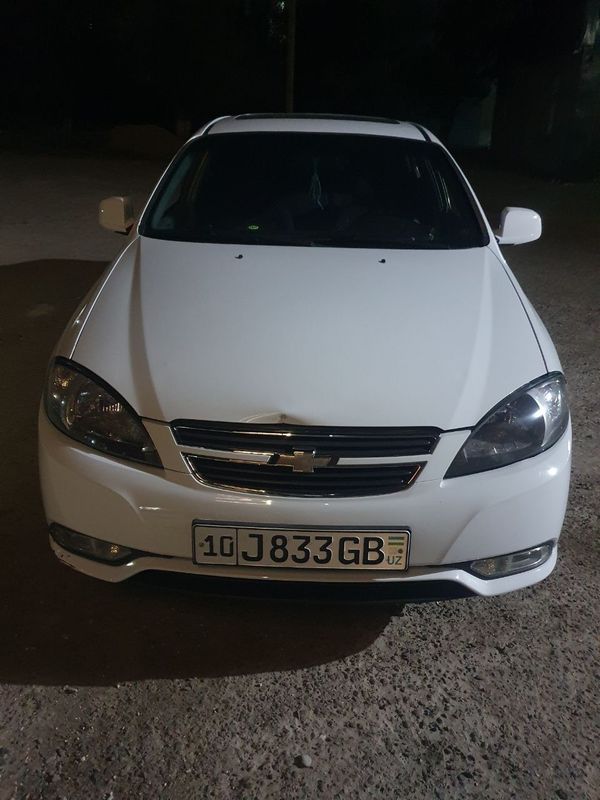 Ласетти 1.8 автомат жентра килинган