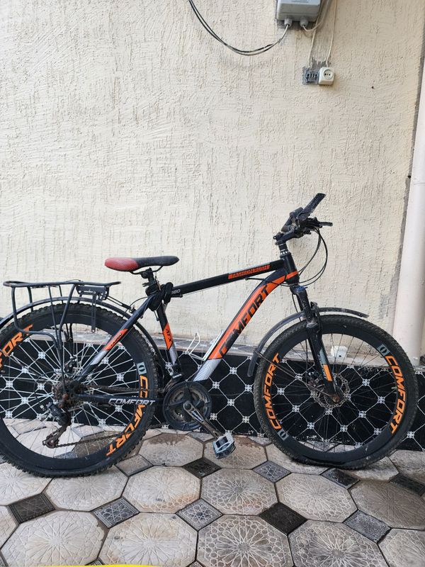 Velosiped sotiladi Velosiped sotiladi
