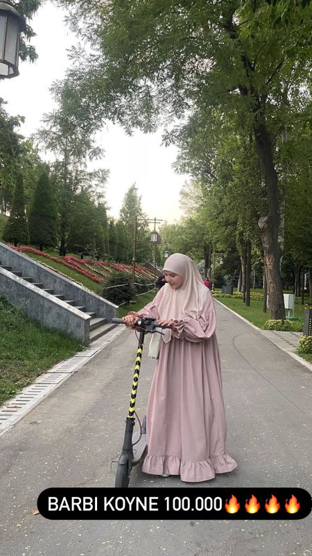 2mata kiyilgan Barbi koyne 2mata kiyilgan Barbi koyne