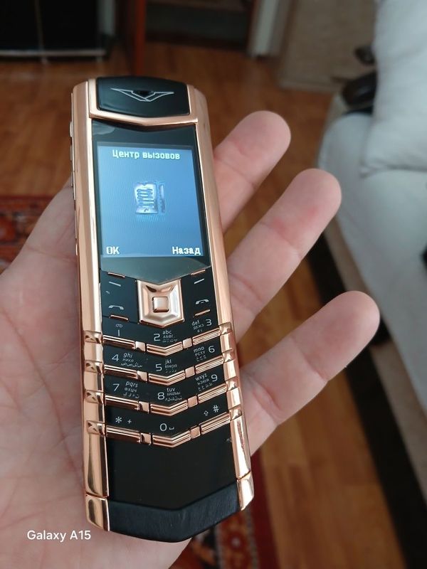 [Абсалютно новый ]Mutloqo yengi Vertu Signature chokko rang