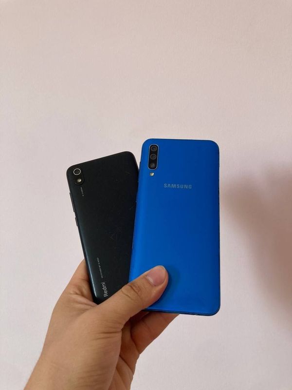 Samsung a50 64 redmi 7a skidkada Samsung a50 64 redmi 7a skidkada