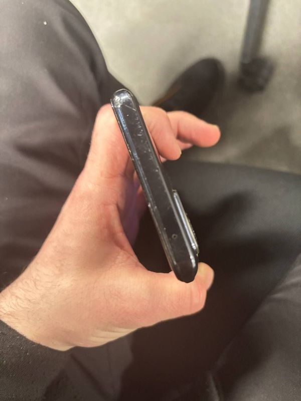 Srochni Realme gt 3T 8/256 Srochni Realme gt 3T 8/256