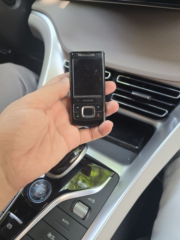 Nokia 6500 slide