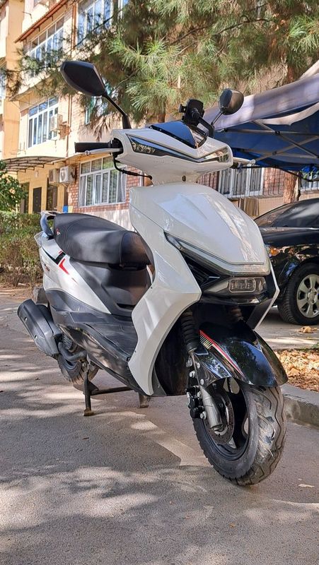 Angel xs GST skuter sotiladi