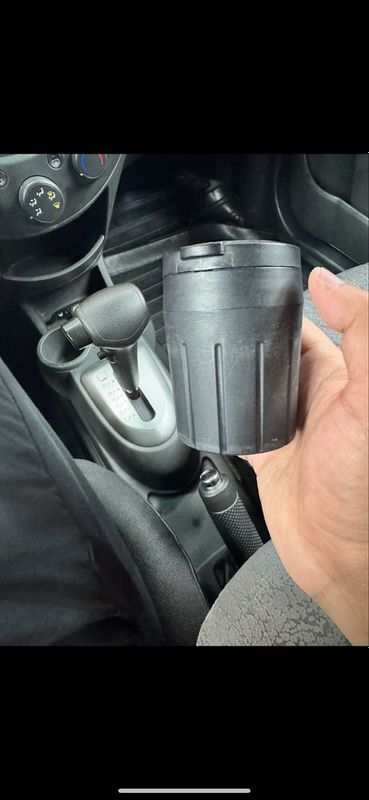 Автомобильная пепельница. Kuldon. Автомобильная пепельница. Kuldon.