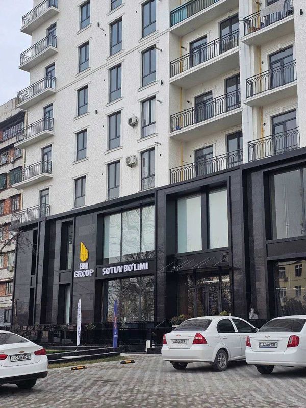 Sotiladi 100kvadrat, yo'lni yuzida shaxar markazi(Novza) Sotiladi 100kvadrat, yo'lni yuzida shaxar markazi(Novza)
