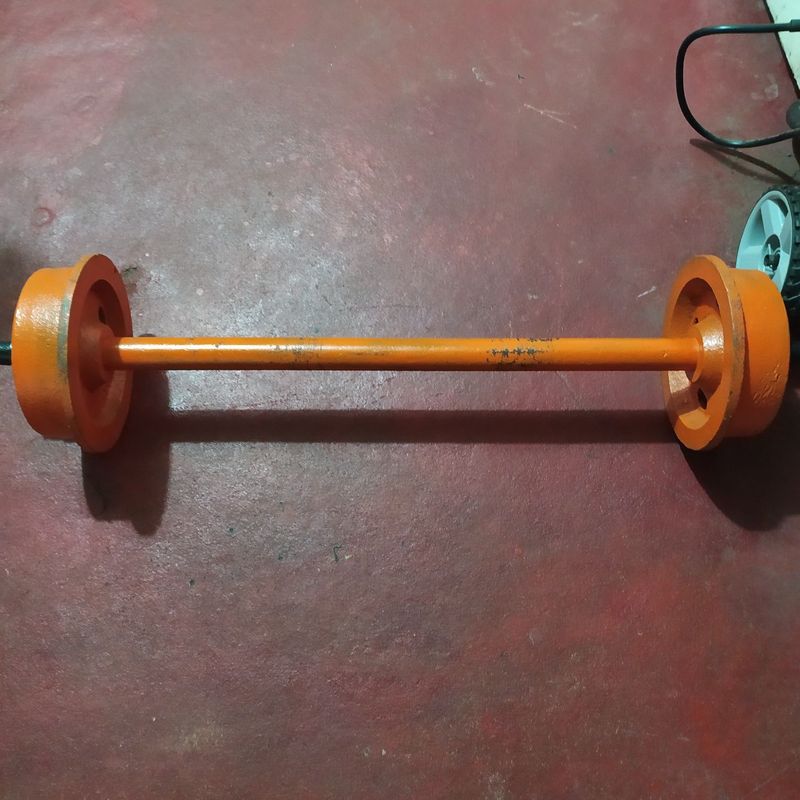 Shtanga sotiladi. Shtanga sotiladi.
