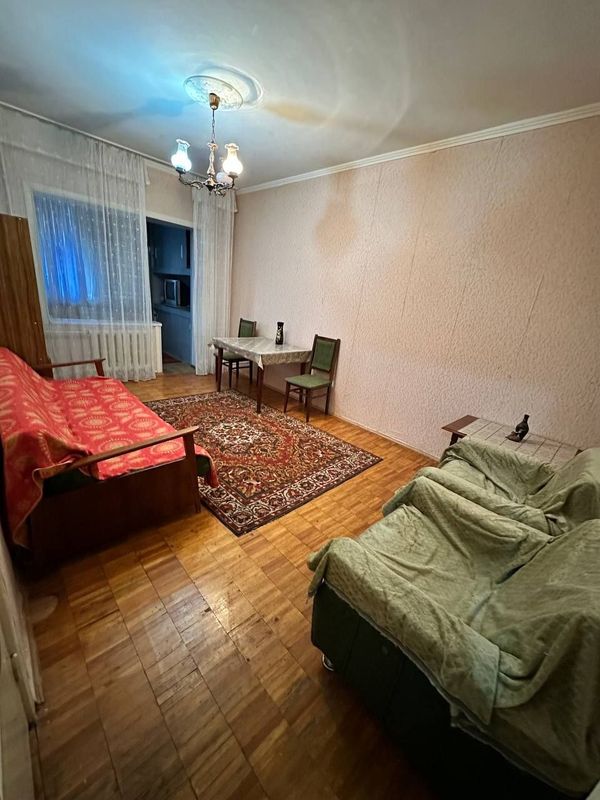 Сдаётся 2/3/5 на м-в Карасу 1 Сдаётся 2/3/5 на м-в Карасу 1