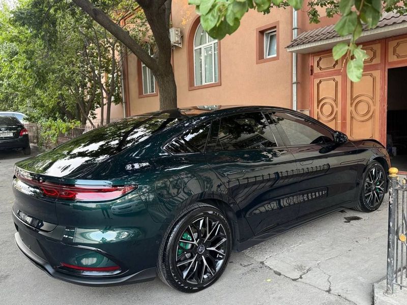 BYD Han 610km Limited 2023
