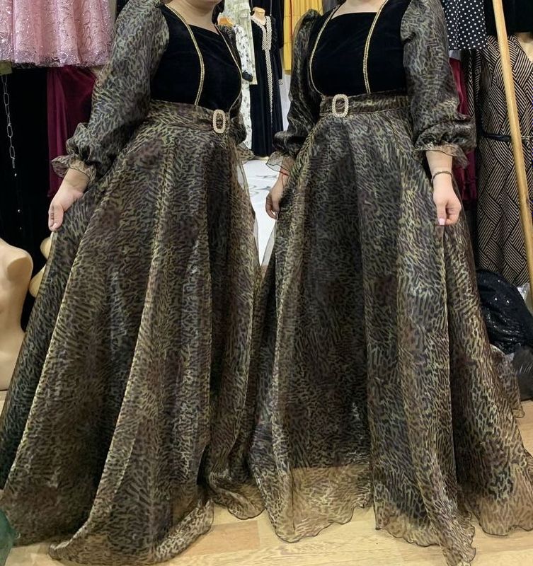 Oqshom liboslari 2 dona sotiladi Oqshom liboslari 2 dona sotiladi