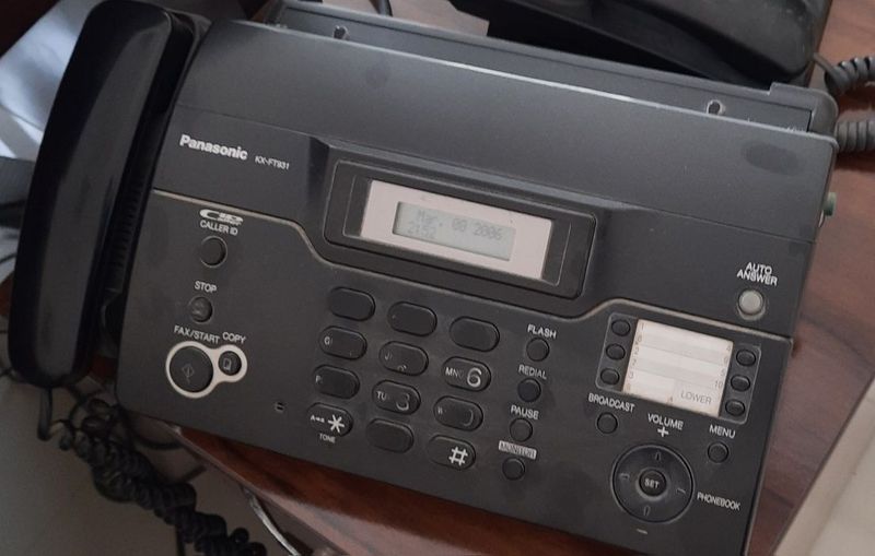 Panasonic telefon fax sotiladi