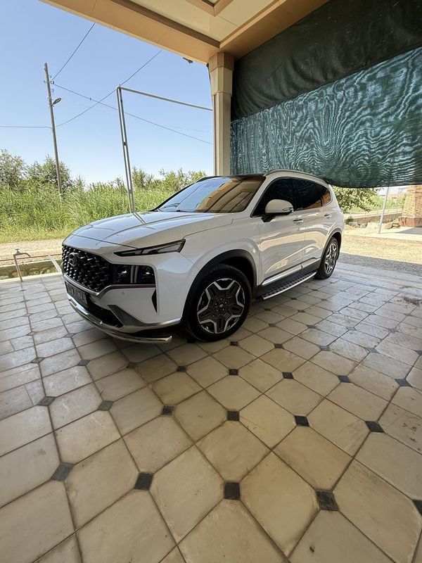 Продаю Hyundai Santa Fe 2022| 3.5 | 7мест | Full Продаю Hyundai Santa Fe 2022| 3.5 | 7мест | Full