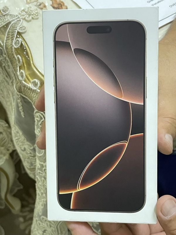 Iphone 16 pro max 256GB DESERT GOLD Iphone 16 pro max 256GB DESERT GOLD