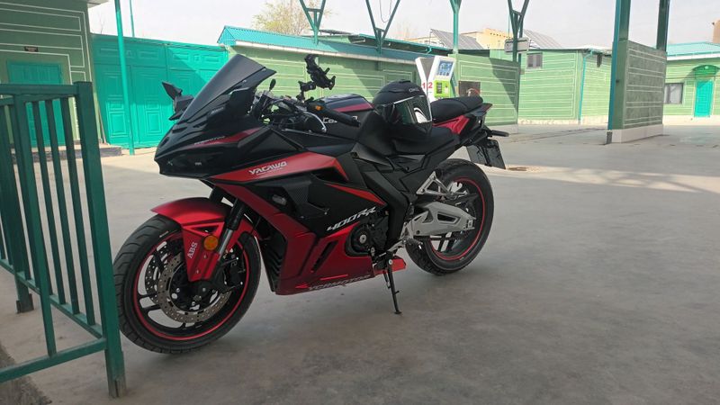 Mot yangi ideyal srochna sotiladi 1000 km yurmagan