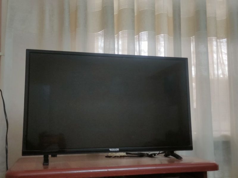 Roison tv 43" hd