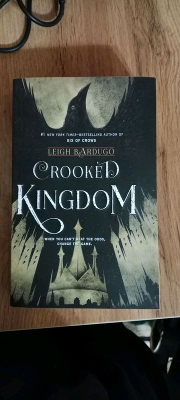 книга: crooked kingdom книга: crooked kingdom