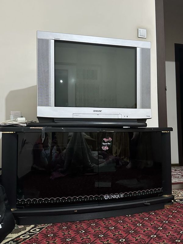 Televizor + podstavka