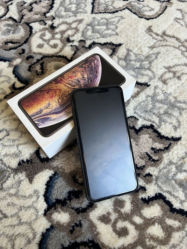 Iphone xs max 64 gb gold