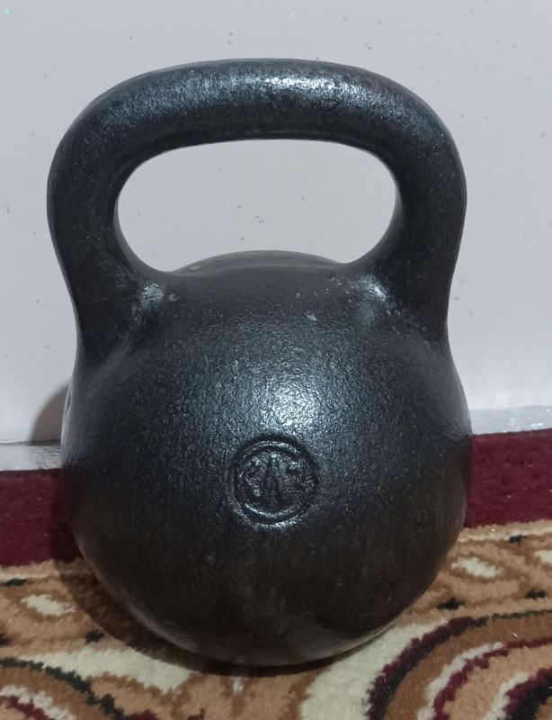 Girya 8 kg lik 1 dona Girya 8 kg lik 1 dona