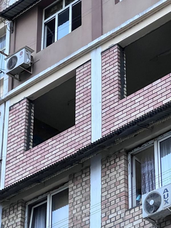 Gisht teramiz Ablisogka balkonga Gisht teramiz Ablisogka balkonga