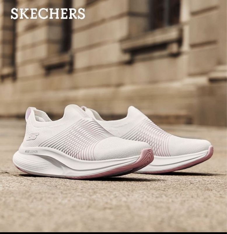 Skechers woman (original) Skechers woman (original)