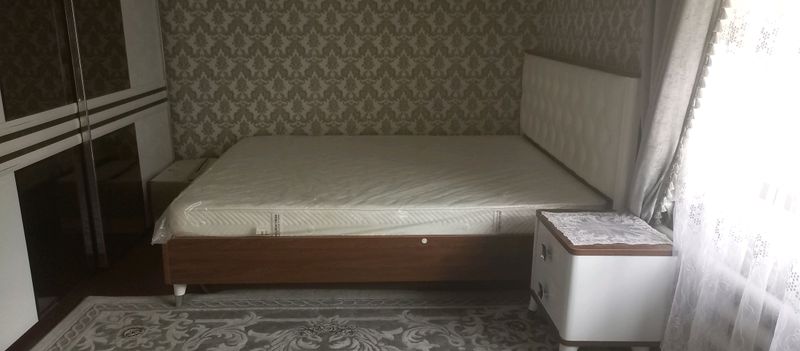 Yotoqxona mebeli. Xitoy fabrichniy. Xolati ideal.