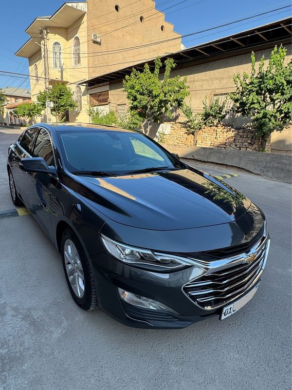 Malibu 2.4 Avtomat Binzin tanlamidi 2018 yil Malibu 2.4 Avtomat Binzin tanlamidi 2018 yil