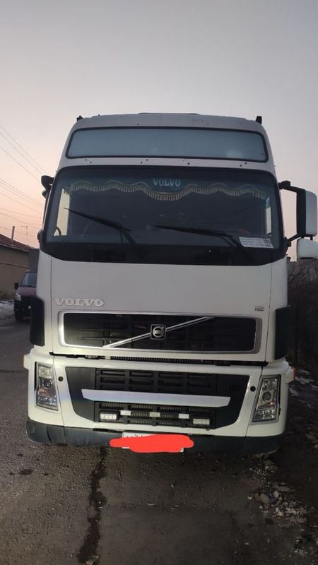 Volvo FH 12 sotiladi