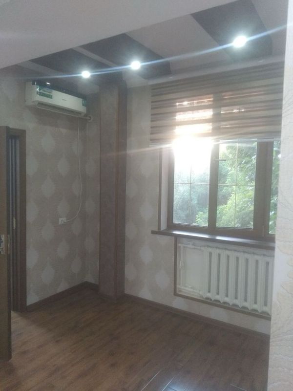 Метро ХАМЗА 2 х комнатная продажа Срочно. 2 х 6 Метро ХАМЗА 2 х комнатная продажа Срочно. 2 х 6