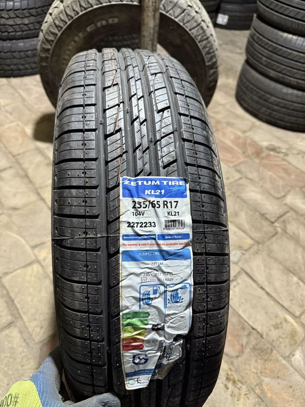 KUMHO ZETUM 235/65/17 made in KOREA